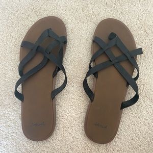 sanuk strappy sandals